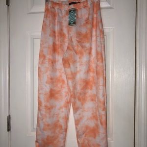 Women’s oversized tie dye joggers